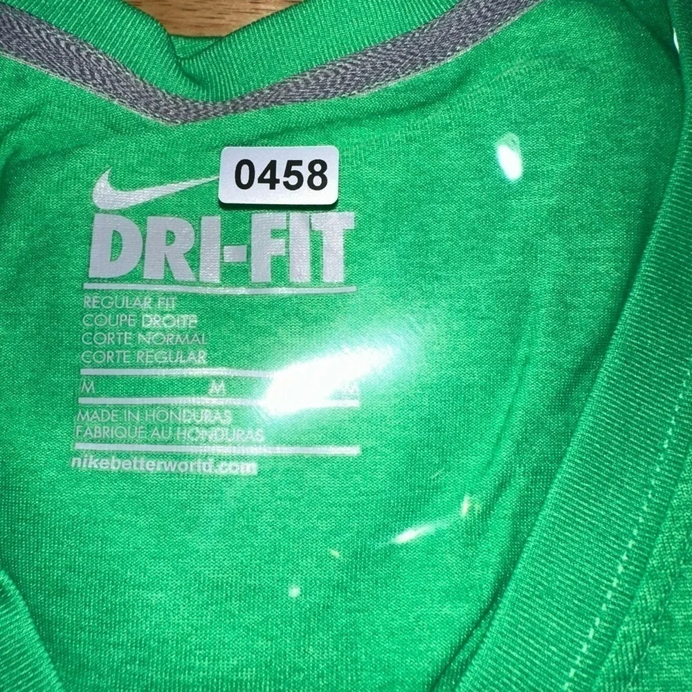 Nike Dri-FIT Women’s Green V-Neck Tee (Size M)